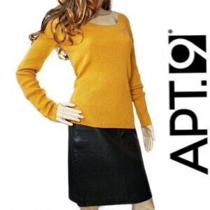 APT. 9 Womens Mustard Ribbed Sweater Top Long Sleeve size Small scoop neck